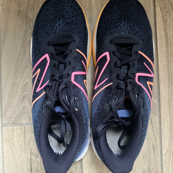 W880V12 - sz 11 - Picture 4 of 4